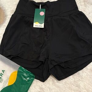 NWT HALARA Softlyzero Plush High Waisted Crossover Curved Hem Yoga Shorts